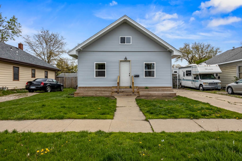 2319 Capitol Avenue, Des Moines, Iowa 50317, 4 Bedrooms Bedrooms, ,1 BathroomBathrooms,Residential,For Sale,Capitol,694178