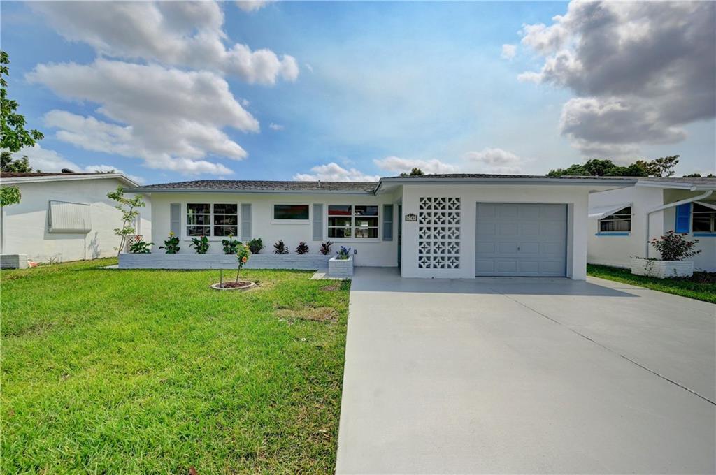 6704 Nw 57 Drive, Tamarac, FL 33321, 2 Bedrooms , 2 Bathrooms ,Single Family Home,Sold,F10324445, Horizon Palm Realty Group