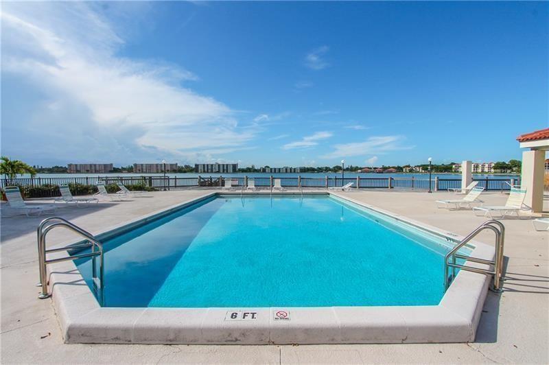 109 Lake Emerald Dr 110