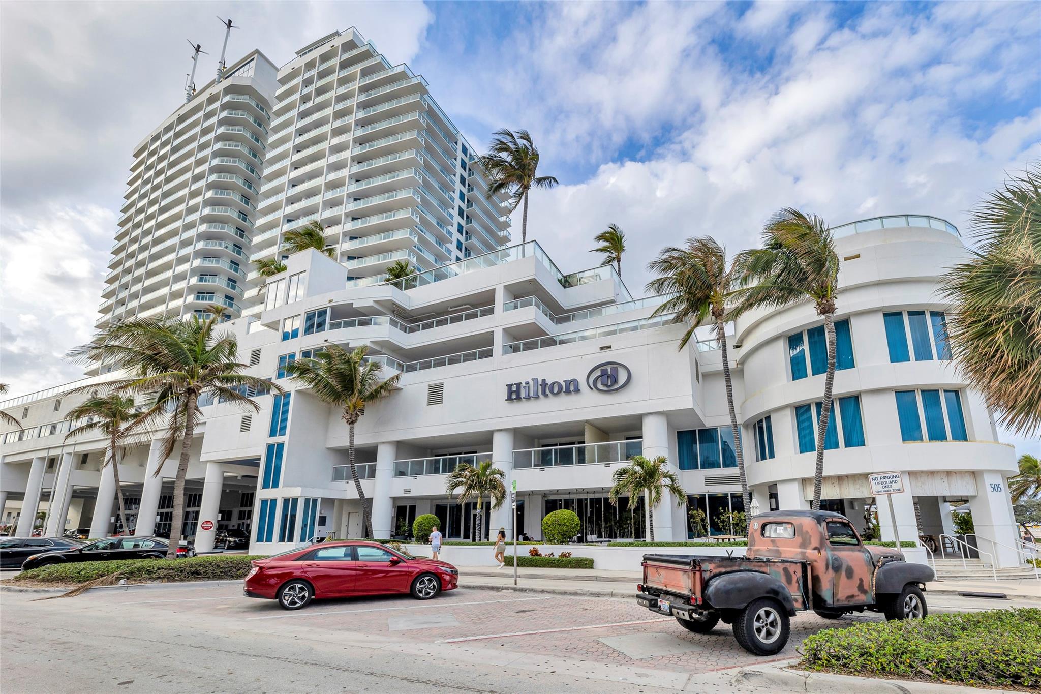 WELCOME TO FORT LAUDERDALE'S BEACH BEST DESTINATION: THE Q CLUB RESORT RUN BY HILTON. INTERESTED IN A FORT LAUDERDALE BEACH CONDO WHERE YOU CAN OFFSET THE COSTS OF OWNERSHIP VIA A RENTAL PROGRAM BUT DON'T WANT THE HEADACHES OF BEING A LANDLORD?  THE Q CLUB IS YOUR PERFECT OPTION. THE UNIT HAS A PRIME SOUTH EAST LOCATION WITH DIRECT VIEWS OF THE OCEAN, BEACH AND THE BOULEVARD. WRAP AROUND BALCONY. FULLY FURNISHED WITH KING SIZE BED AND SOFA BED IN LIVING ROOM, IMMACULATELY MAINTAINED BY HILTON . AMENITIES INCLUDE FITNESS CENTER, HEATED POOL AND SEVERAL UPSCALE DINING OPTIONS AND THE NEW ROOF TOP BAR ON THE BEACH!THE PERFECT WAY TO OWN A CONDO ON THE BEACH FUNDING THE COST THROUGH A PROFESSIONALLY MANAGED RENTAL PROGRAM.
OWNERS CAN RESIDE 120 DAYS/YEAR, 60 DAYS IN SEASON AND 60 OFF SEASON.