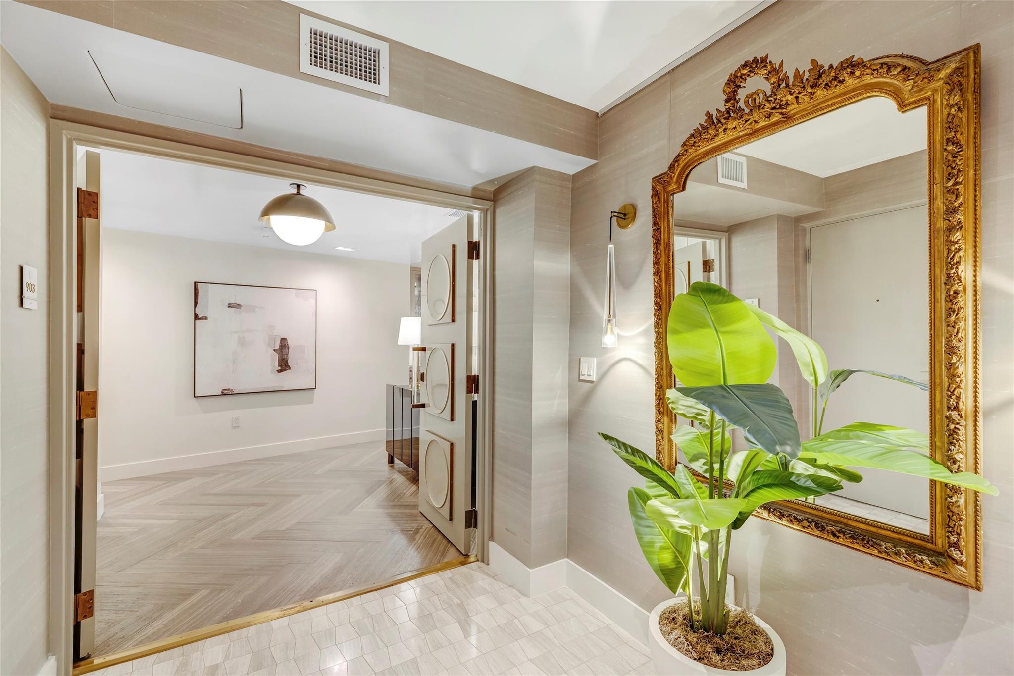 Condo for Sale in Fort Lauderdale, FL