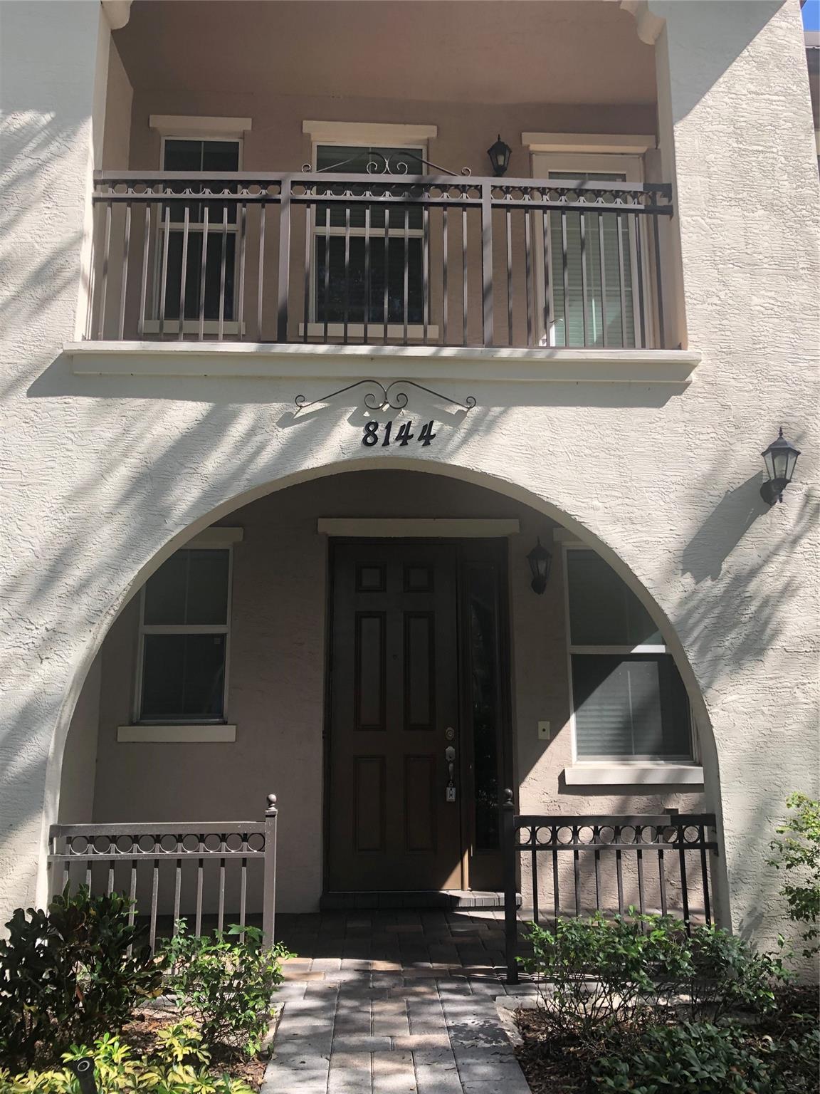 Photo 0 of home located at 8144 Cascada Isles Dr 8144, Cooper City FL