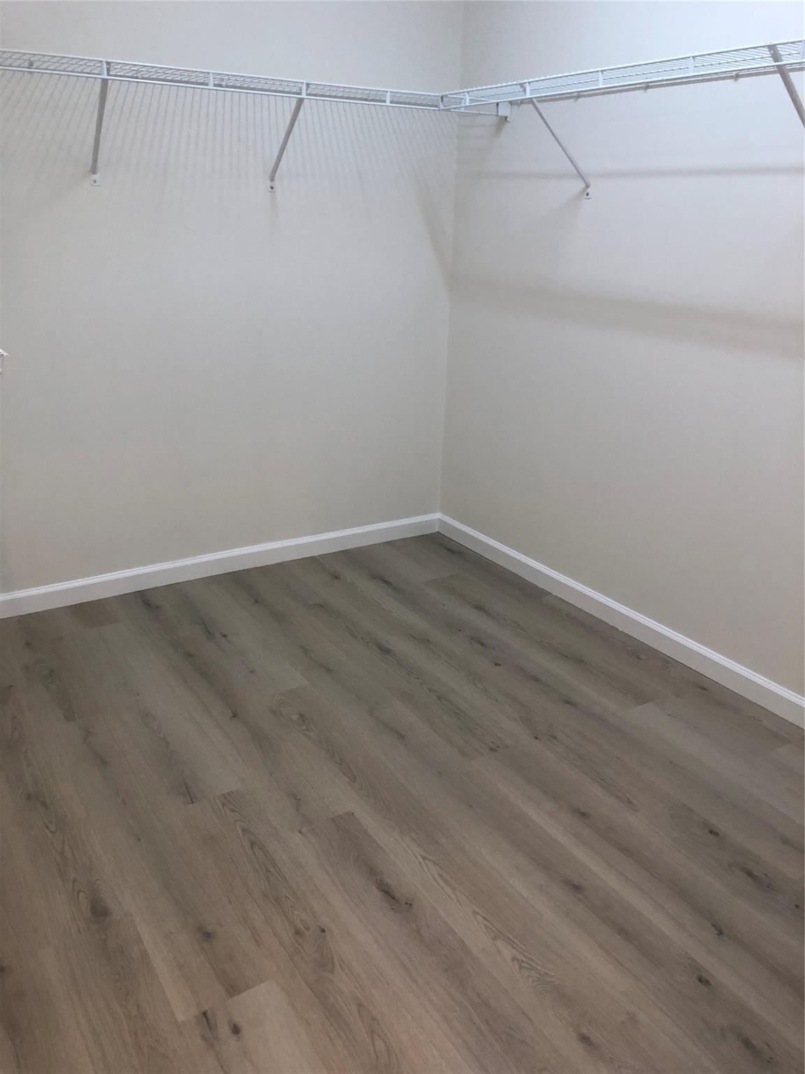 Photo 17 of home located at 8144 Cascada Isles Dr 8144, Cooper City FL