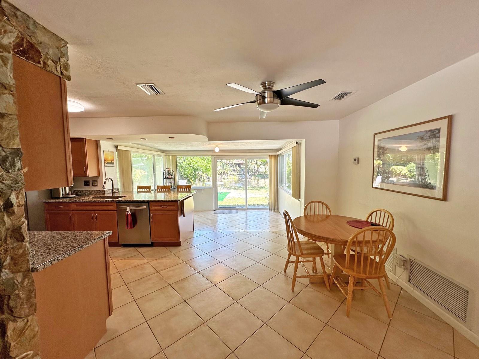 Photo 5 of home located at 8952 SW 52nd Street, Cooper City FL
