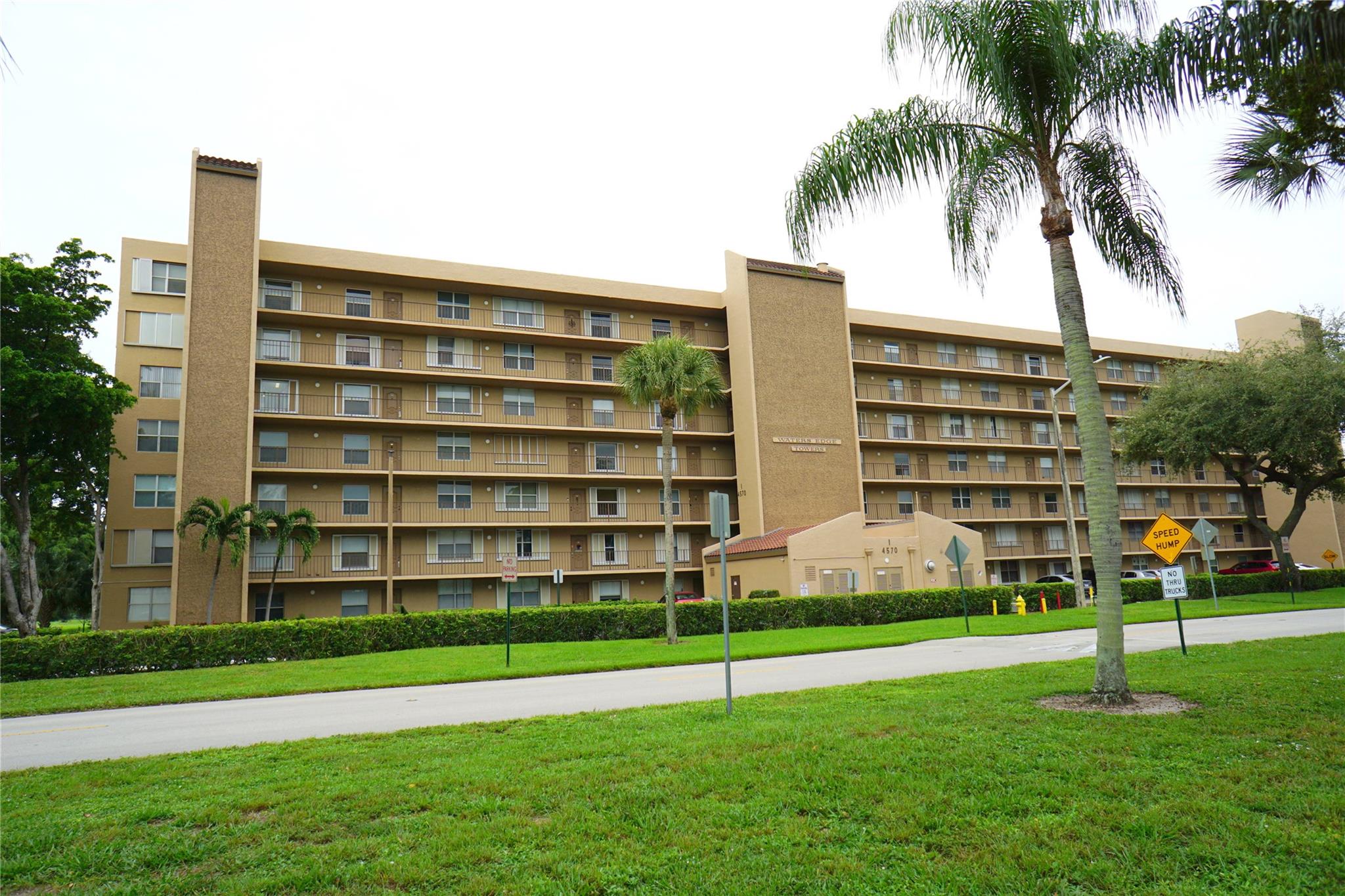 4570 Nw 18th Ave Unit# 403, Deerfield Beach, FL 33064, 2 Bedrooms , 2 Bathrooms ,Condominium,Sold,F10434137, Horizon Palm Realty Group