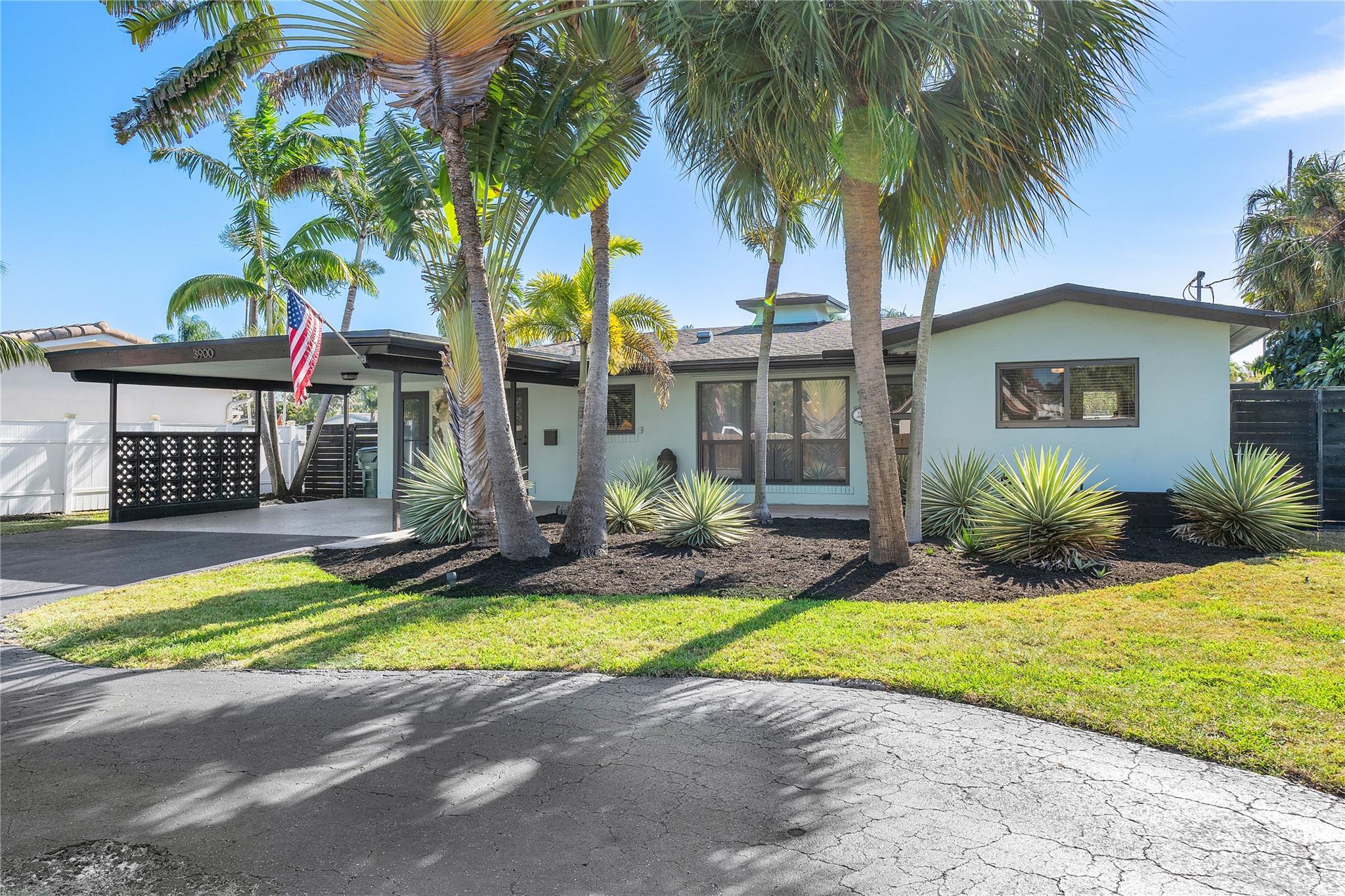 3900 16th Ave, Oakland Park, Florida 33334