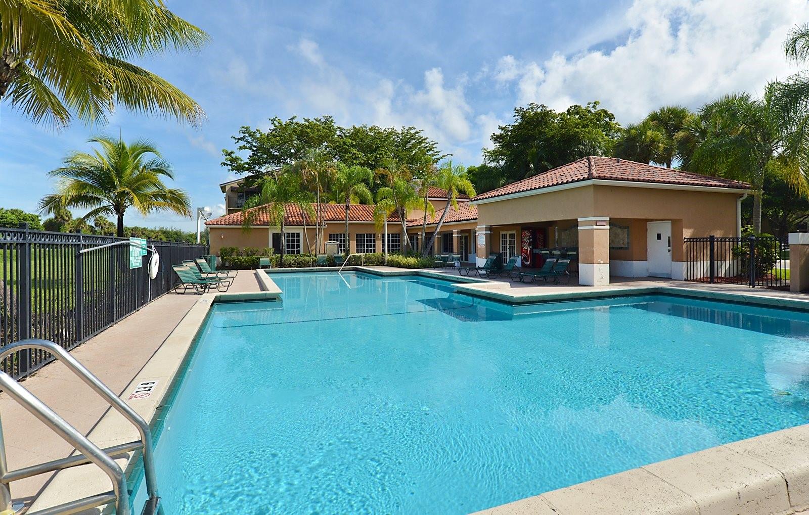 Photo 24 of home located at 1162 Lake Terry Dr 57-H, West Palm Beach FL