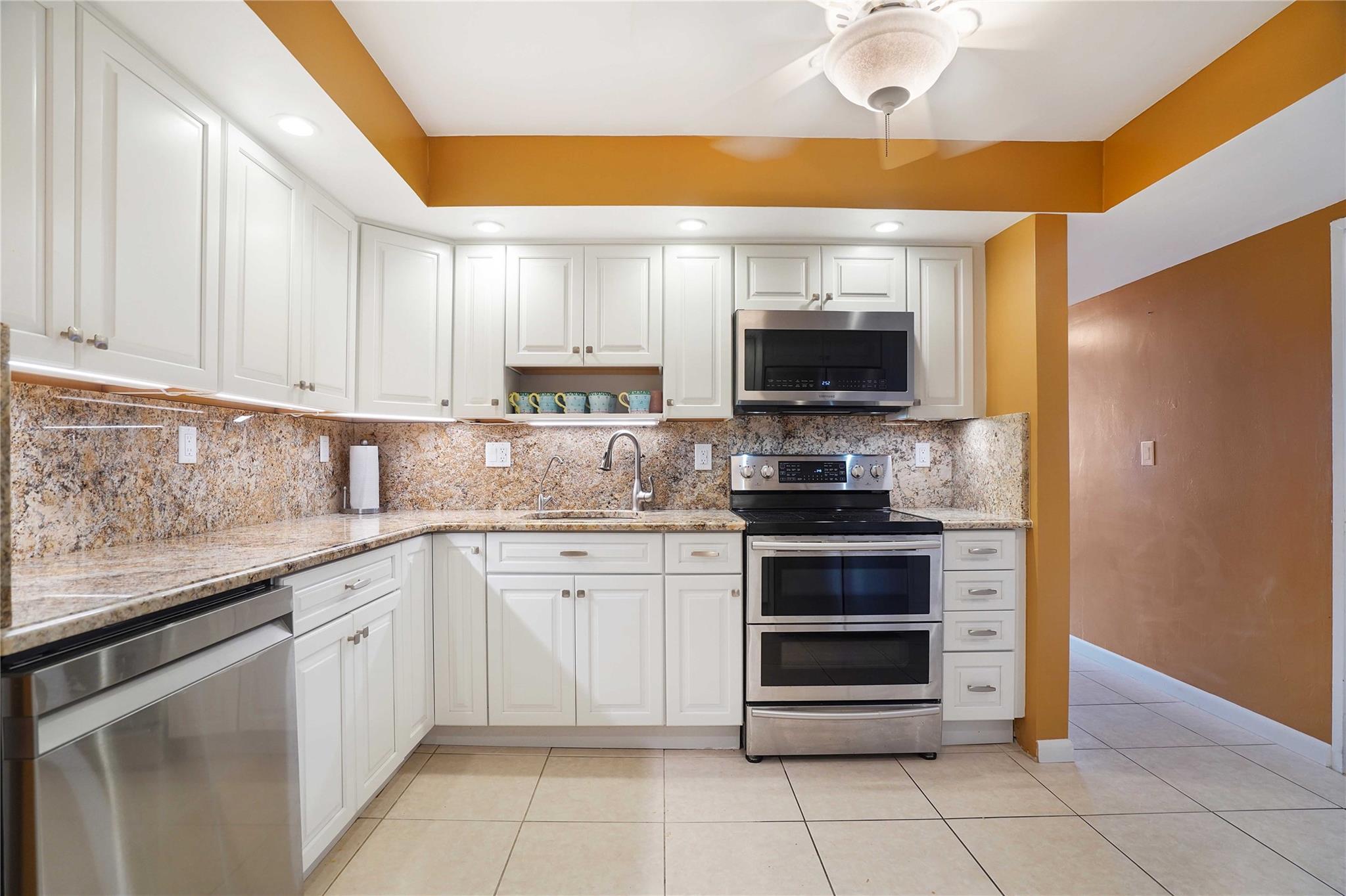 3430 Galt Ocean Dr 1612