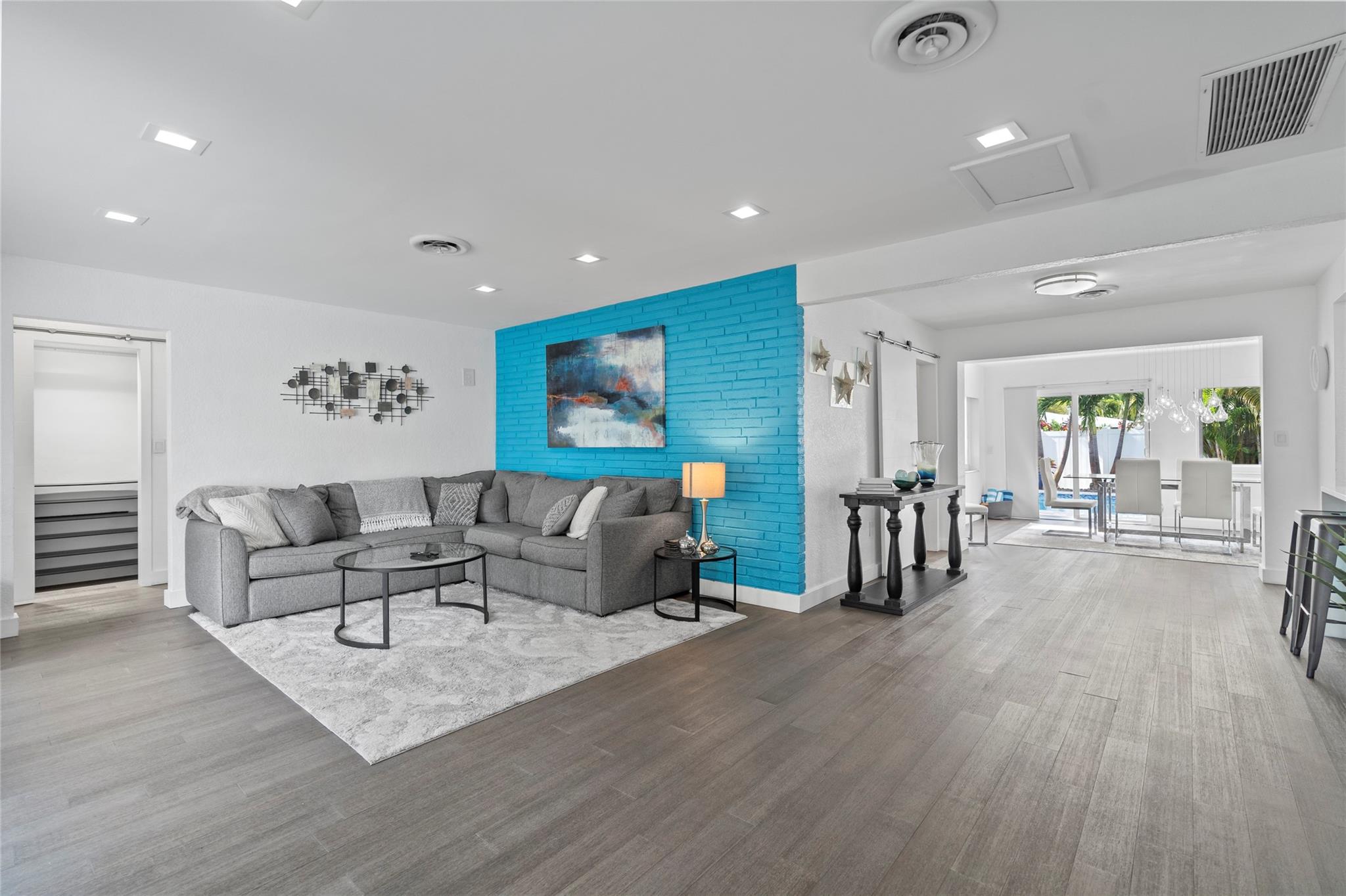 1560 49th St, Oakland Park, Florida 33334