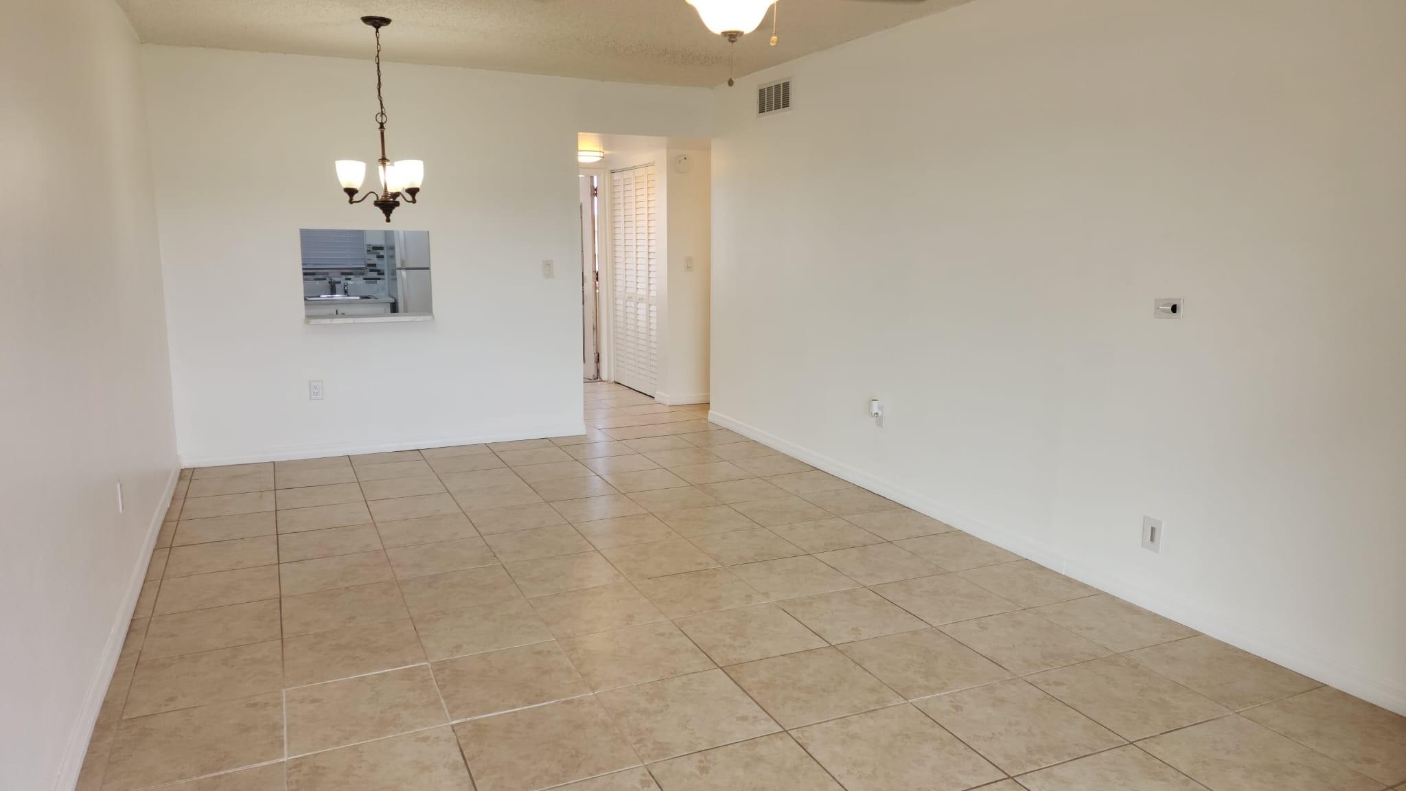 Sunrise Lakes 12 Condo