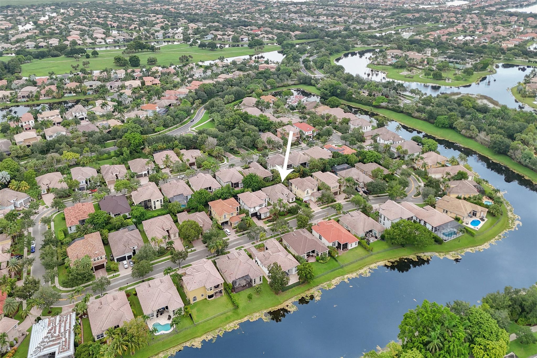 7467 NW 114th Ter