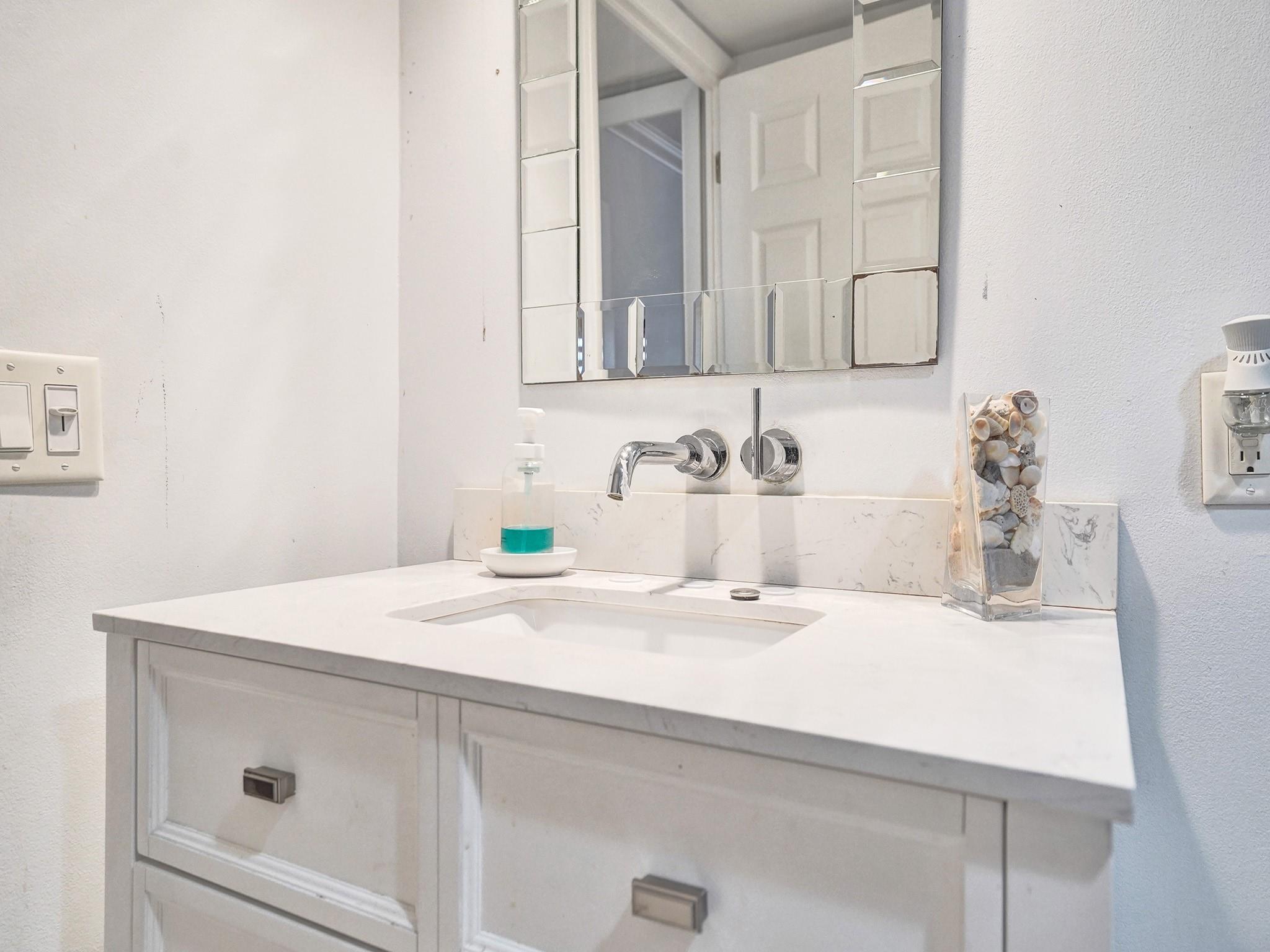 4100 Galt Ocean Dr 807