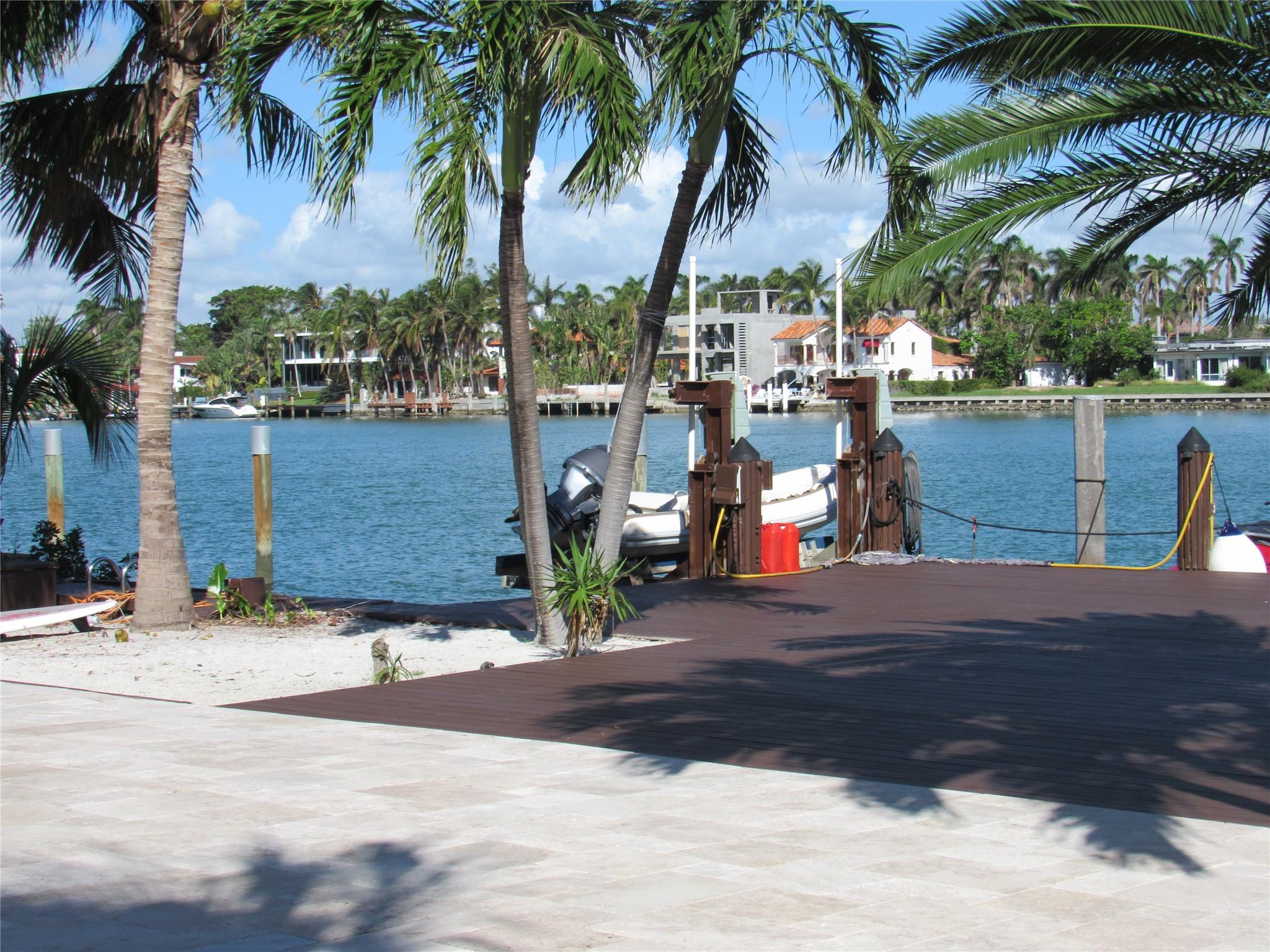 Casa à Venda em Miami Beach, FL