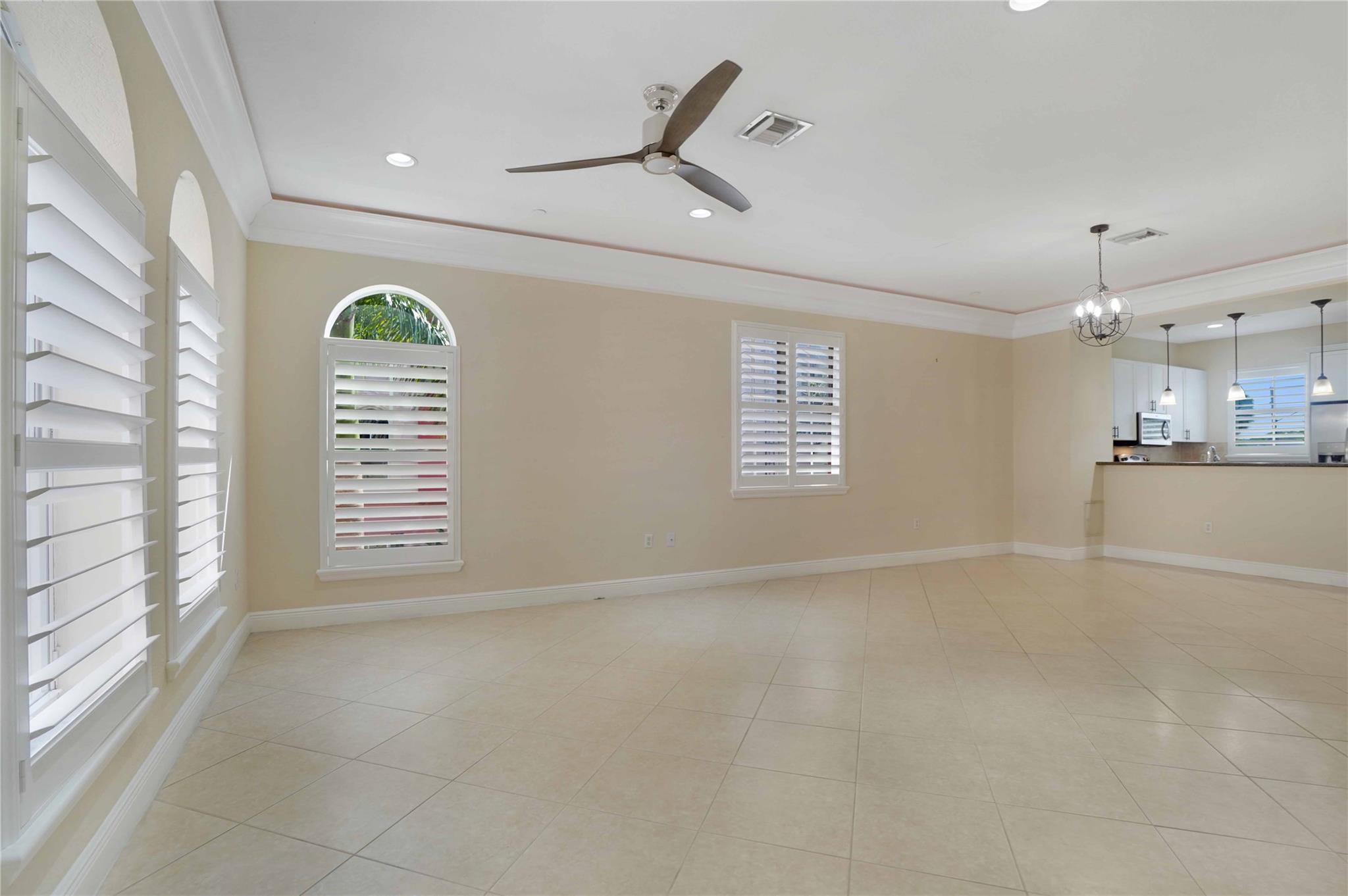 1033 NE 17th Way 1401