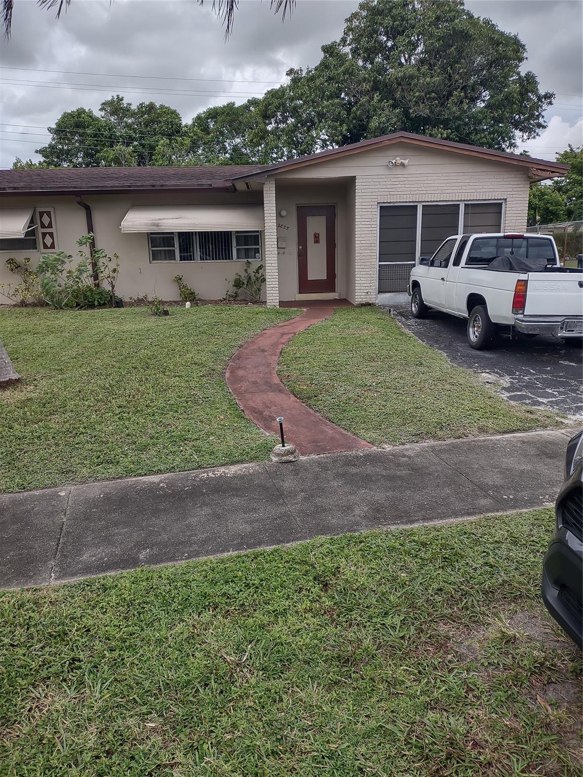 2833 35th Ter, Lauderdale Lakes, Florida 33311