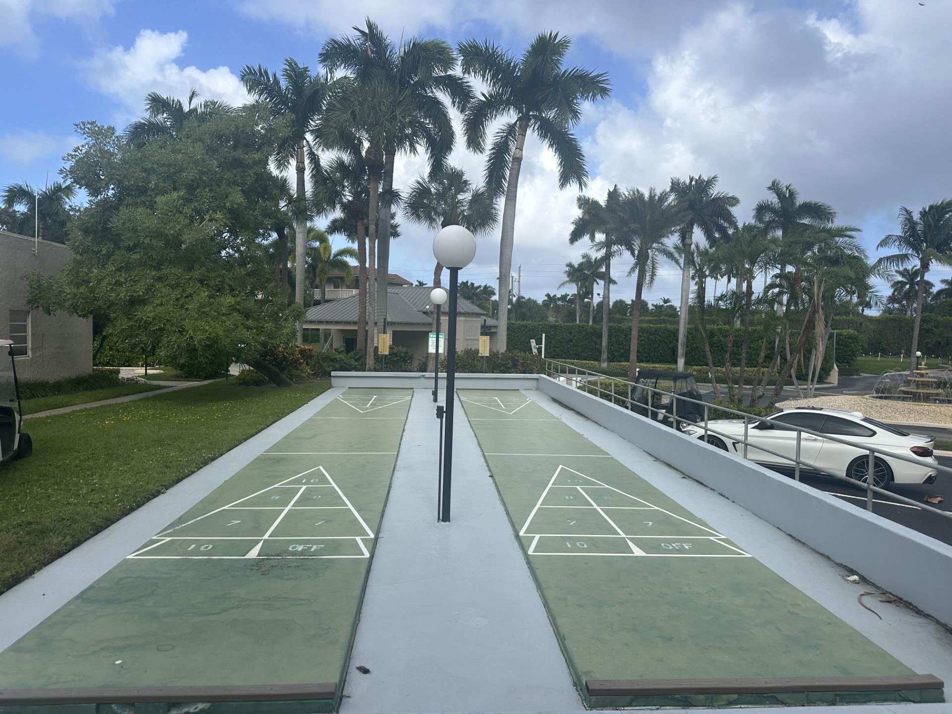 Photo 13 of home located at 3 Royal Palm Way 204, Boca Raton FL