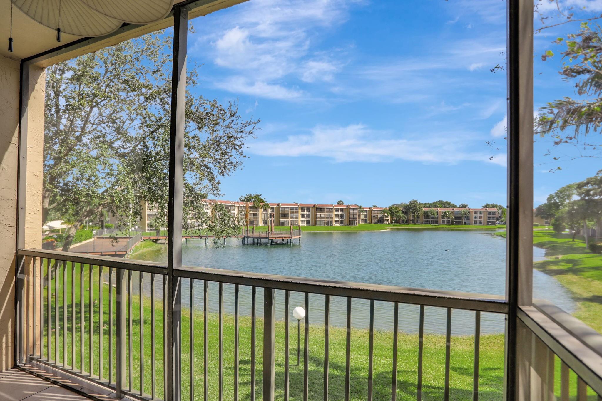 6722 Coral Lake Dr Unit 6722, Margate, Florida 33063