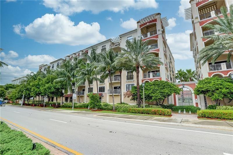 Spacious 2 bed 2 bath corner unit condo with Ocean view at " The fountains Condo "steps from the beach; Unit has  marble floors  and wood floors in both  bedrooms, walk-in closets and  extra  storage, Cherry wood  kitchen  cabinets with  granite  countertops and  stainless  steel  appliances, New electric  power blinds, bath with  soaking  tub  and  separate shower,  washer and dryer inside the unit. Two (2) assigned parking spaces. Building has  amenities with  roof top pool with  ocean view and  fitness center, 24 hour  security, great location near to restaurants  and  shopping places." SELLER FINANCING  WITH  50% down subject to   bank rates; Unit is  Vacant on lock box