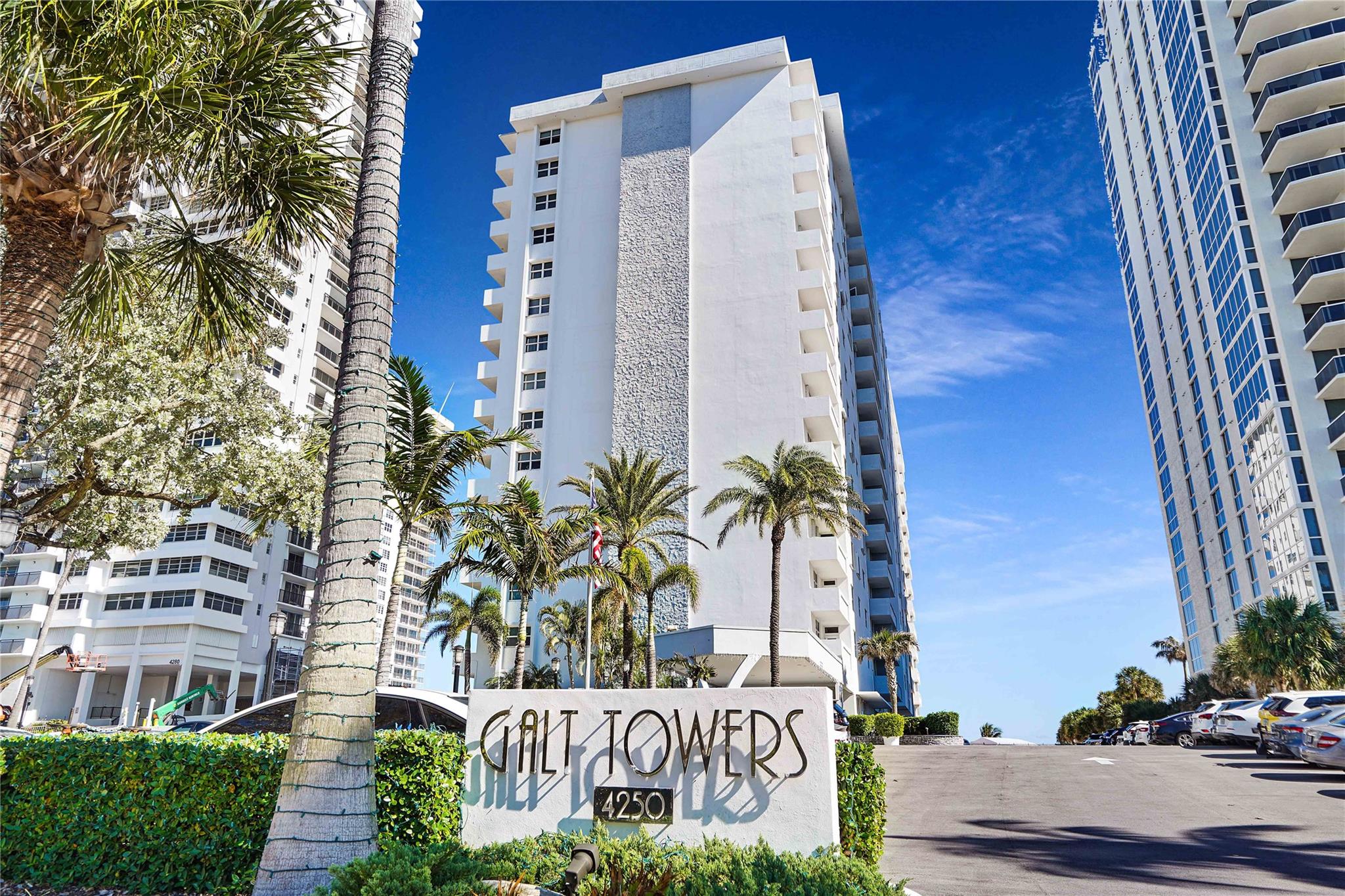 4250 Galt Ocean Dr PHB