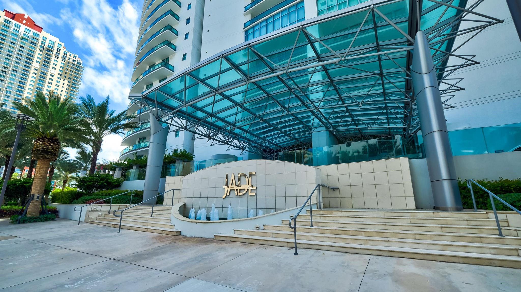 Apartamento à Venda em Miami, FL