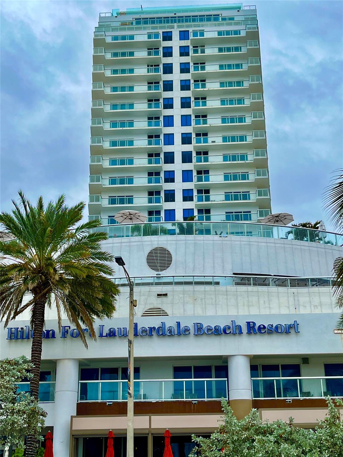 OCEAN VIEW ! Oceanfront Condo-Hotel Resort Living ! Located in the hart of Fort Lauderdale Beach ! Renovated 1BR/1BA Fully Furnished. Enjoy ocean and Intracoastal views from balcony. Resort Amenities include ; Gym,Spa,Pool,Valet parking,Business center,Restaurants and Entertainment. Hurricane Impact windows and doors in newer building built in 2007. New owner can join the Hilton Rental Program and they will manage the short term rentals for you if you like. Owners can occupy the unit up to 120 days per year and 60 days between April 16 -November 14th. Just minutes to Las Olas Blvd. With shops, restaurants and galleries. No AIRBNB Allowed. Pet Friendly.