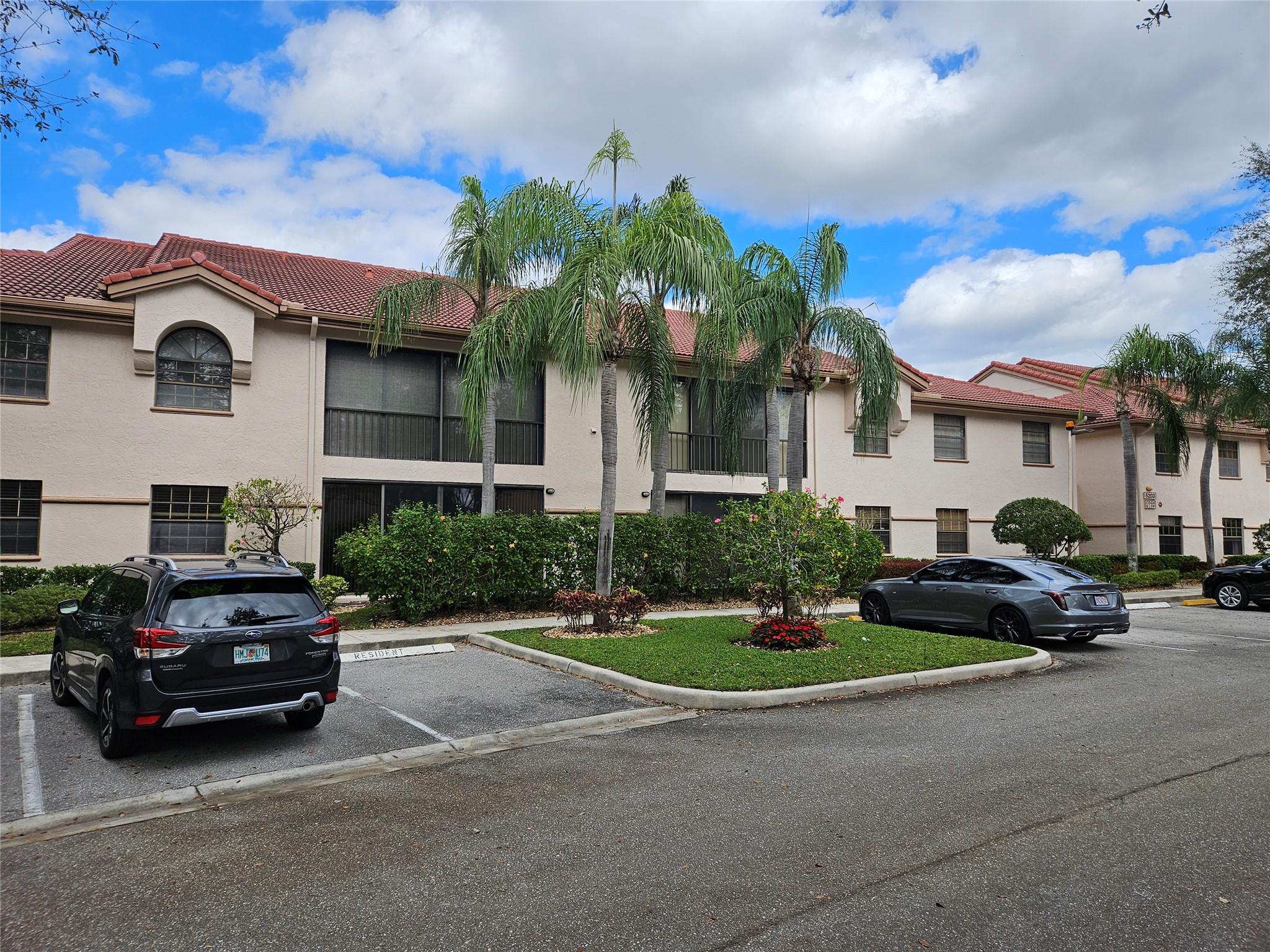 Very Spacious 1st-floor condo in the 55+ community of Platina. The subject shows one of the larger units located within this community. Laminate flooring throughout, with fresh paint, new microwave, stove and dishwasher. Very maintained and well-priced. Come make this your own. Platina is located in a secured gated community with resort style amenities: pool, gym, tennis, pickleball, on-site dining, and activities. Unit is being sold partially furnished.