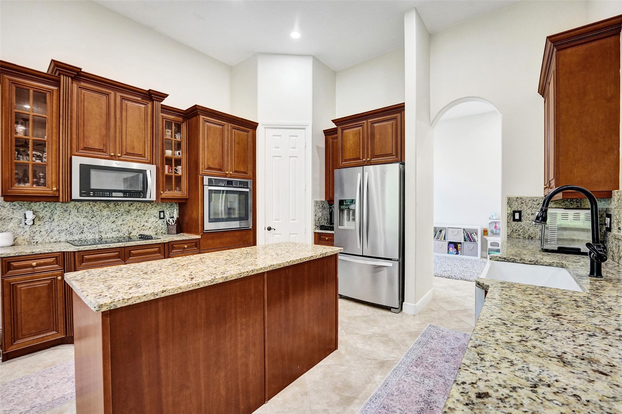 7421 NW 115th Ter
