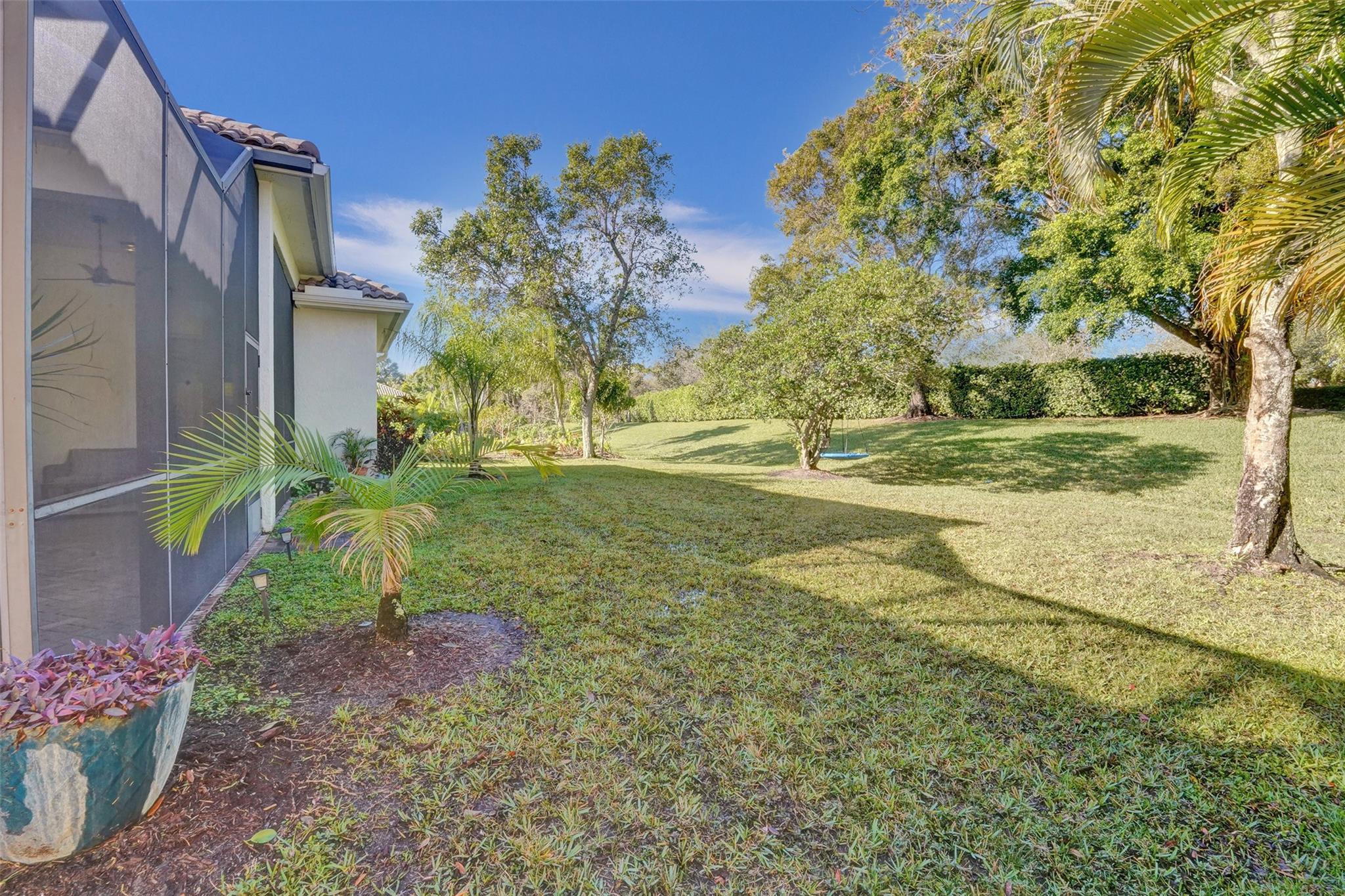 7421 NW 115th Ter