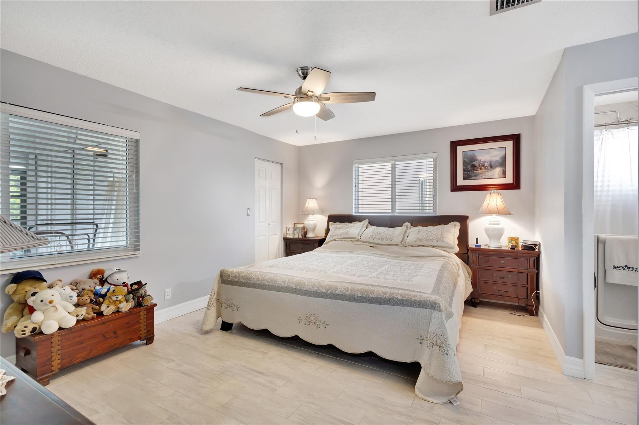 Photo 24 of home located at 113 Lake Susan Dr 113, West Palm Beach FL