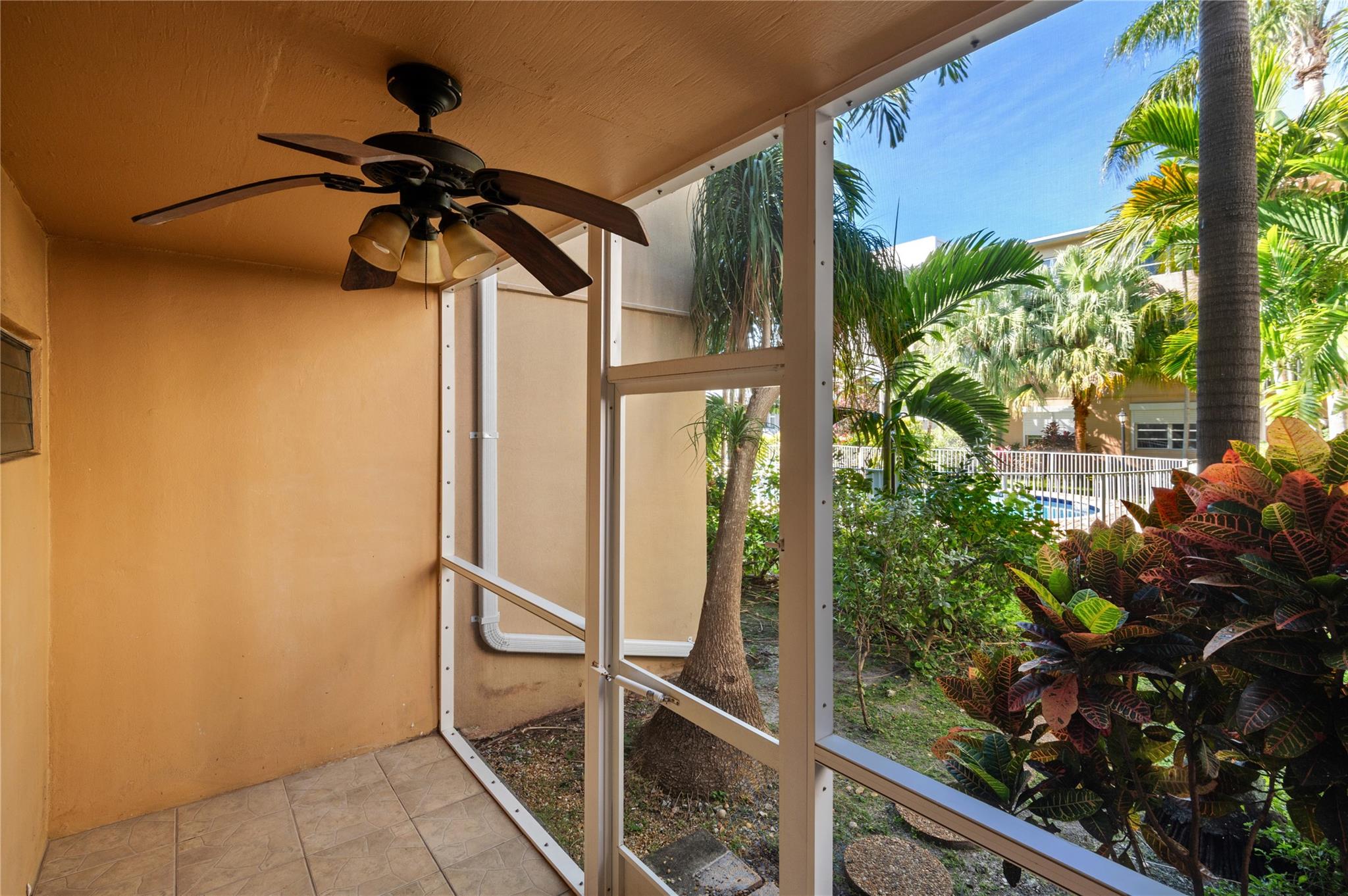 1500 SE 15th Street 112