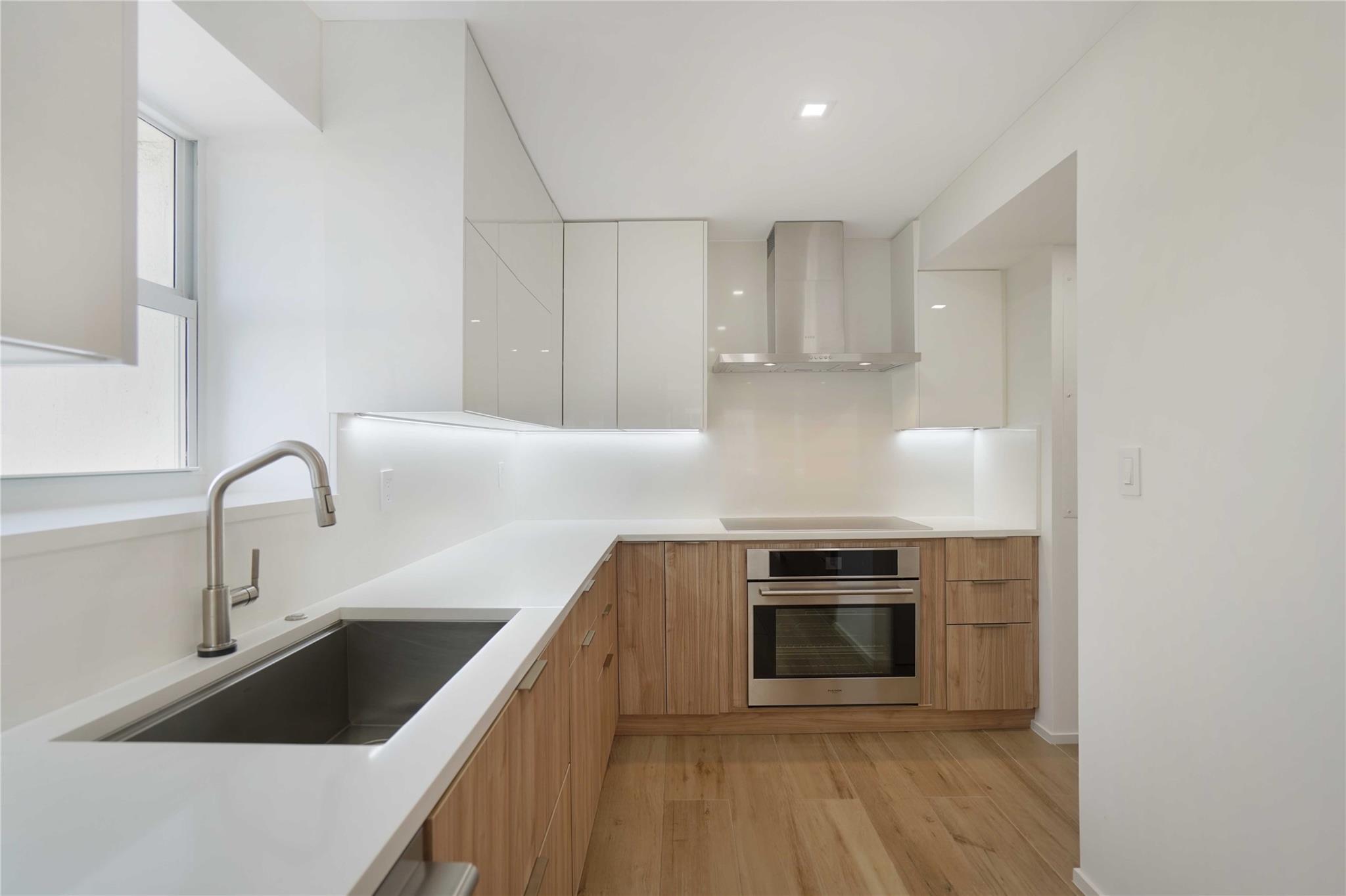 3430 Galt Ocean Dr 1211