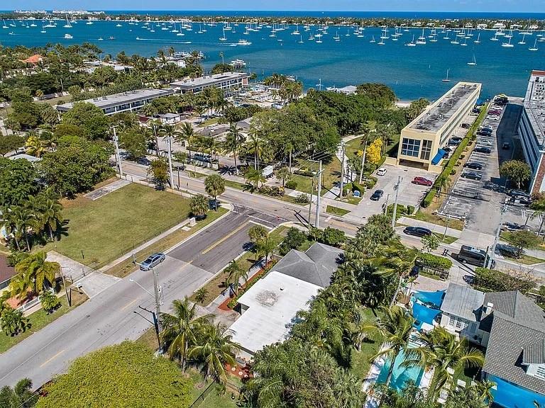 400 45th St, West Palm Beach, Florida 33407