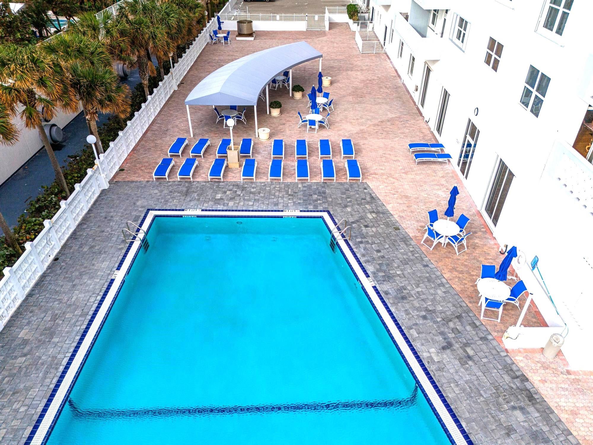 4250 Galt Ocean Dr 10S