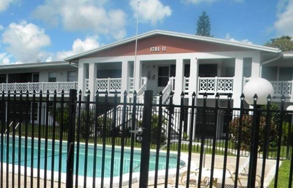 Edgewood Wood Greens Cond