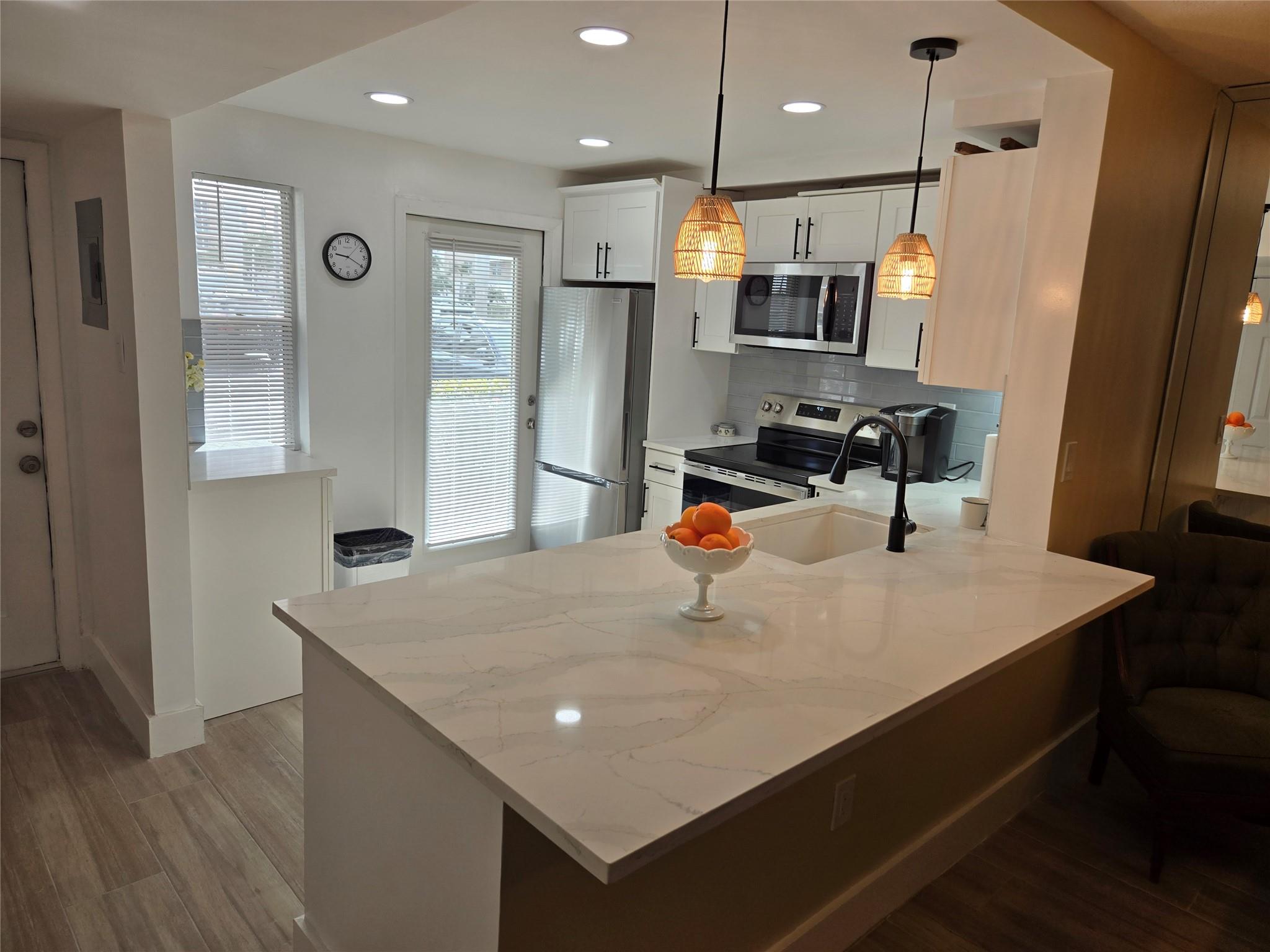 The Islands-Martinique Co