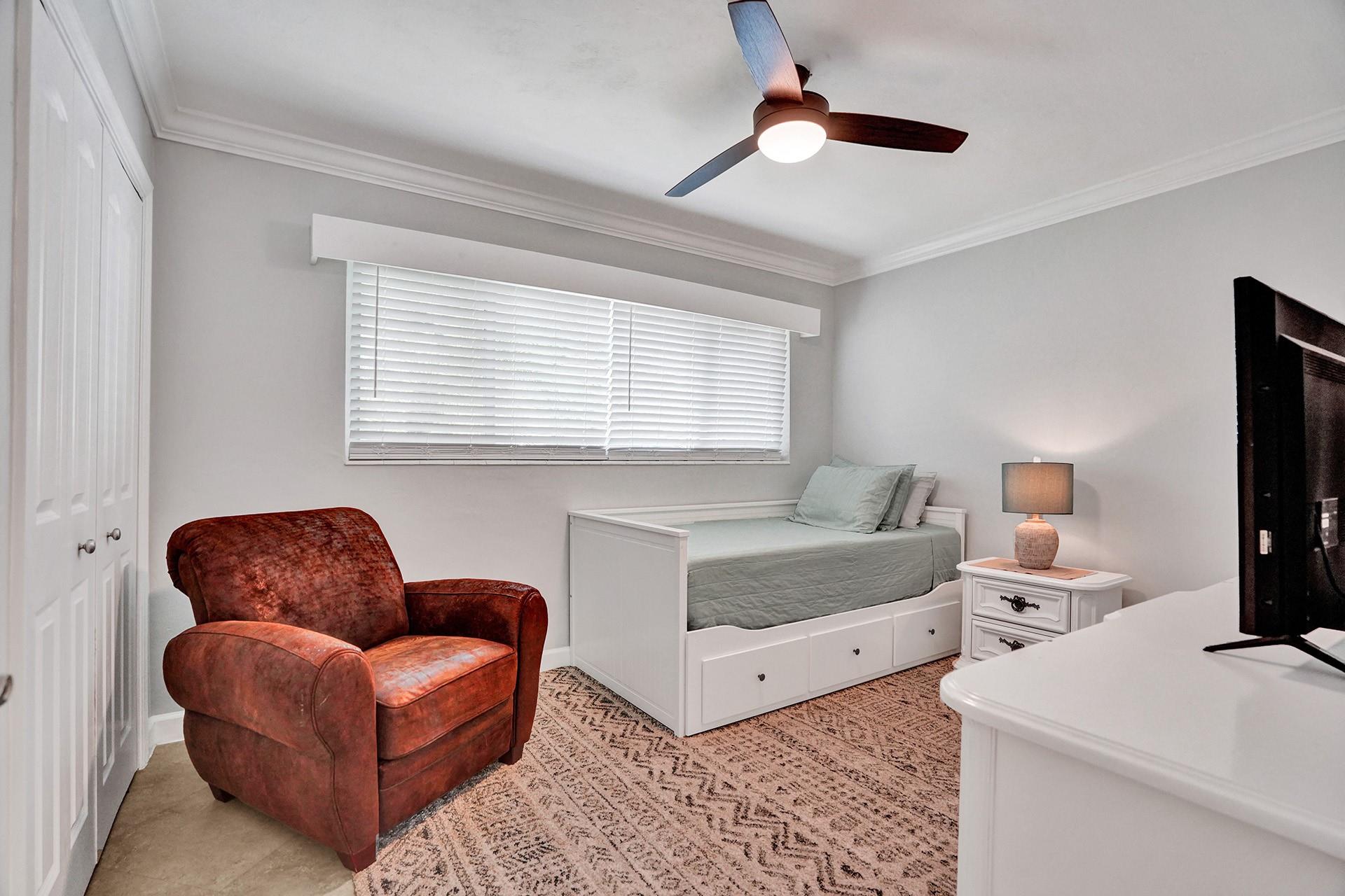 251 SW 18th Street