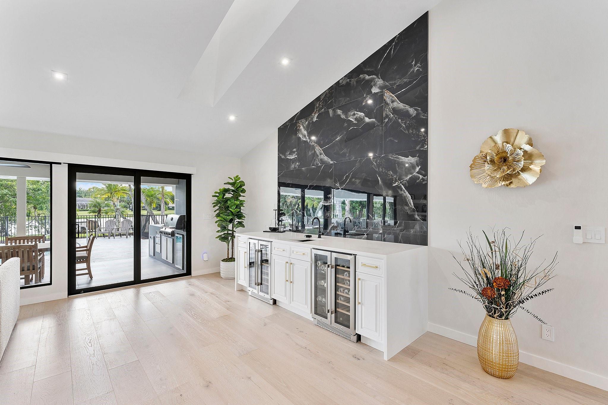 8611 Gullane Ct