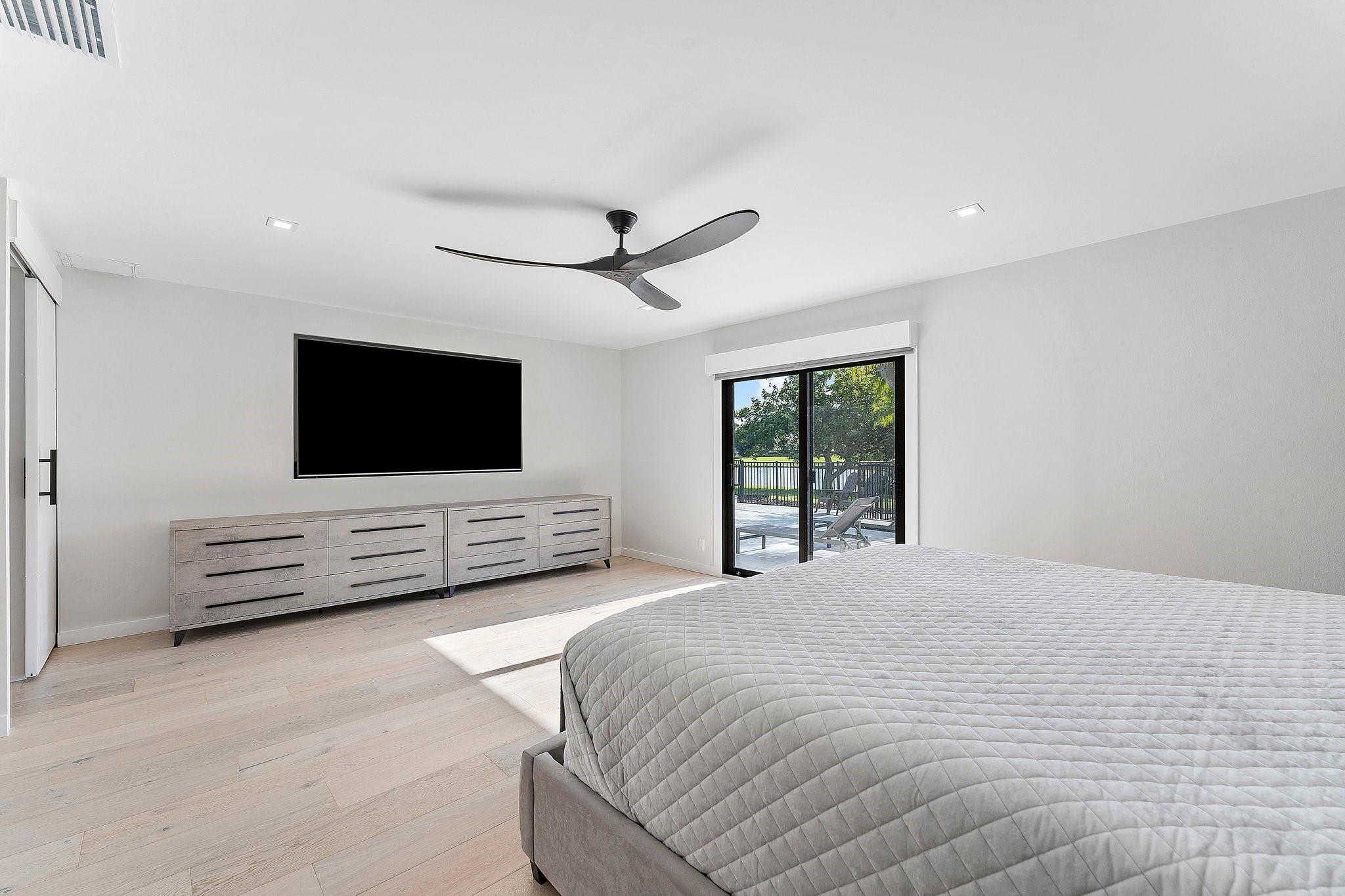 8611 Gullane Ct