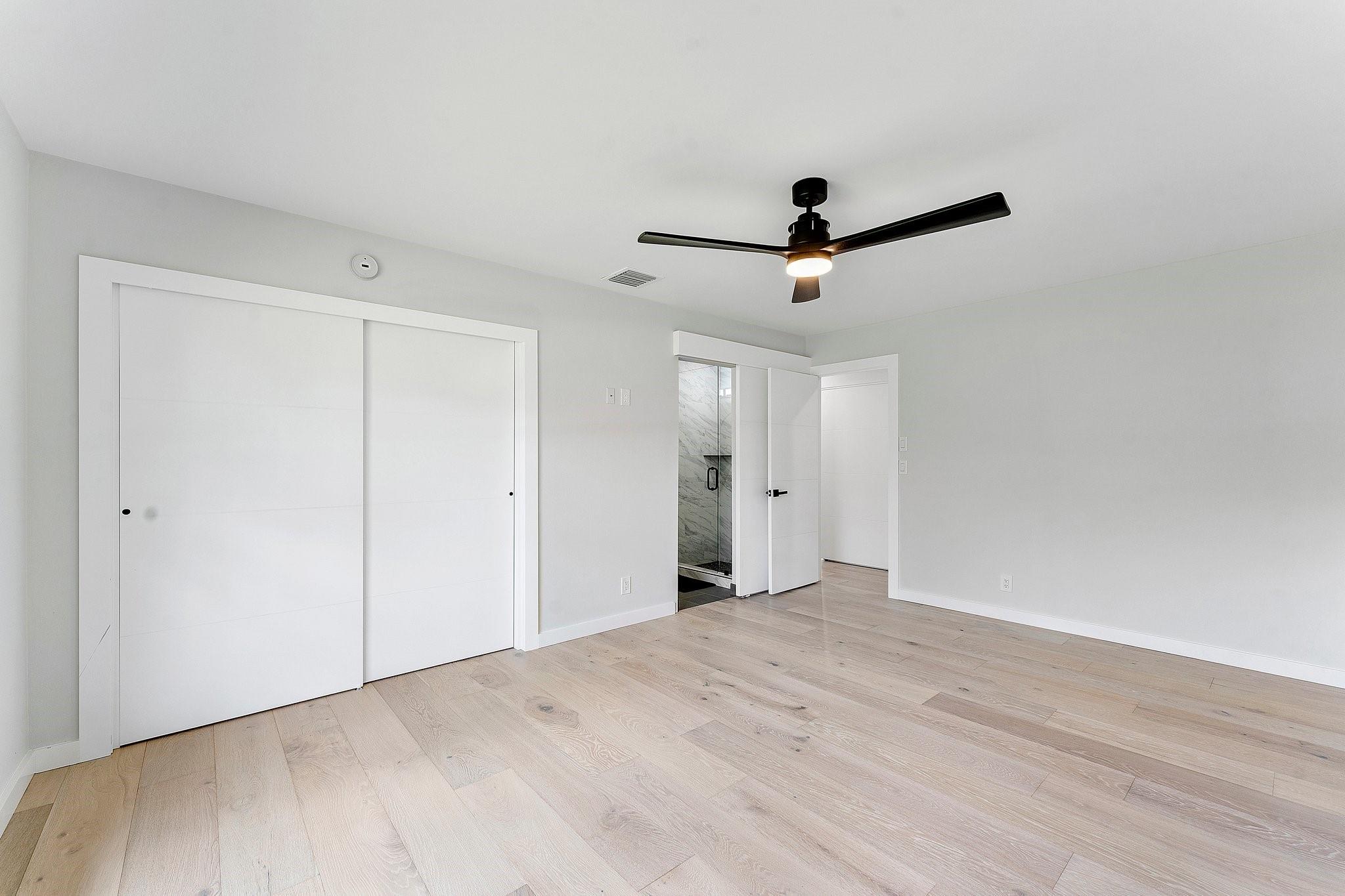 8611 Gullane Ct