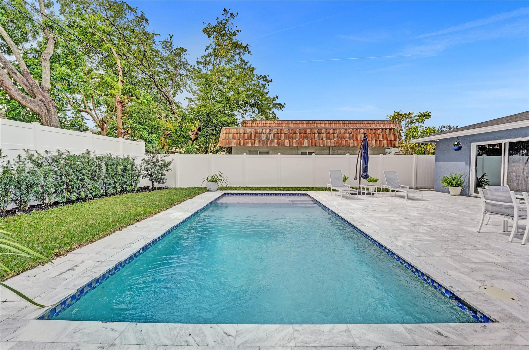 1280 40th St, Oakland Park, Florida 33334