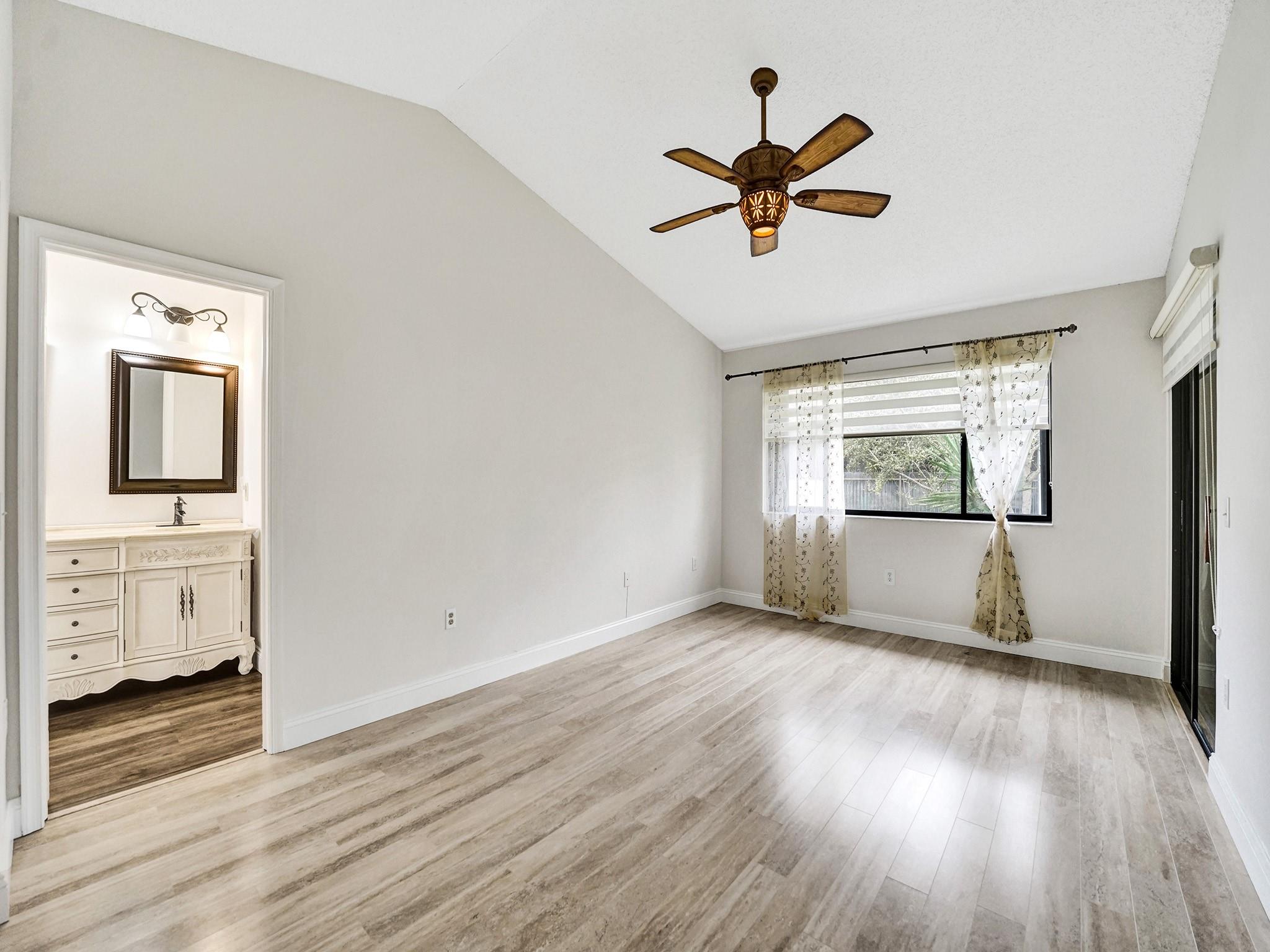 7525 NW 61st Terr 403