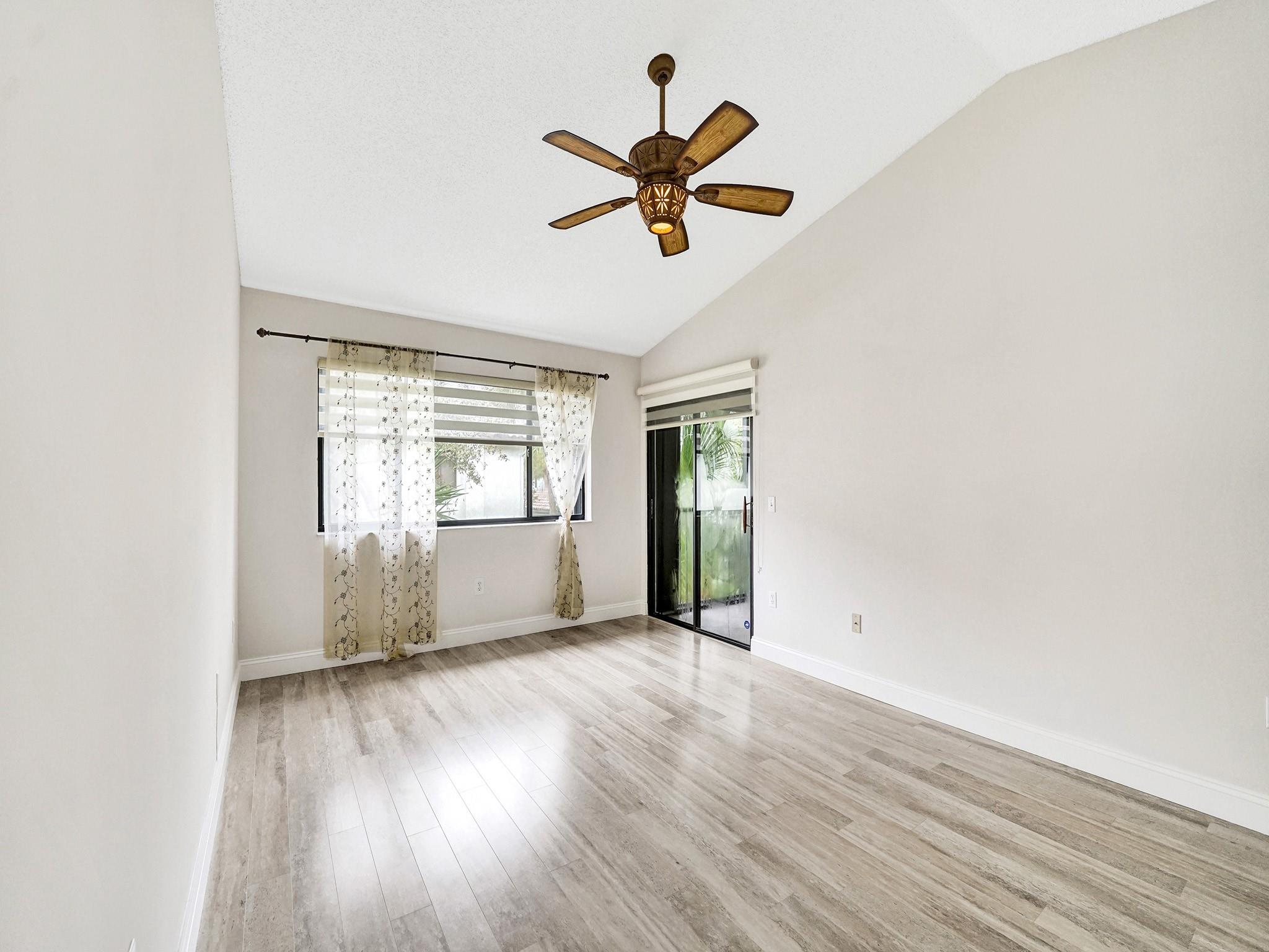 7525 NW 61st Terr 403