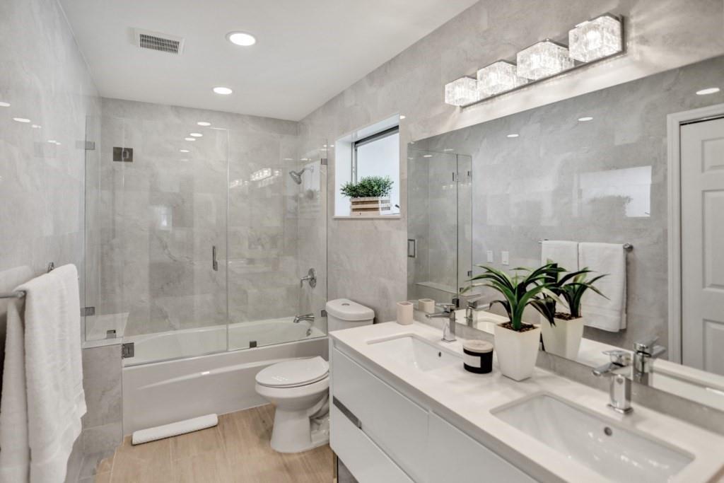 3220 SE 11th Street