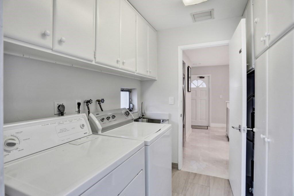 3220 SE 11th Street