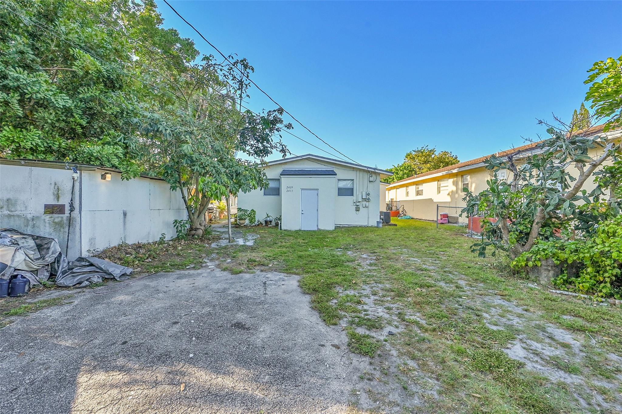 Homes for sale in Hollywood, FL | 2409 Taft St, Hollywood, FL 33020 | MLS# F10490378