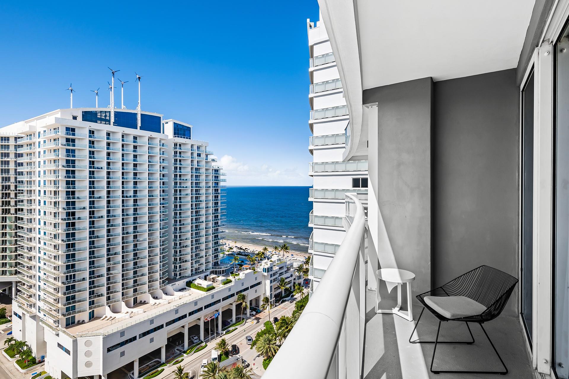 Condo for Sale in Fort Lauderdale, FL