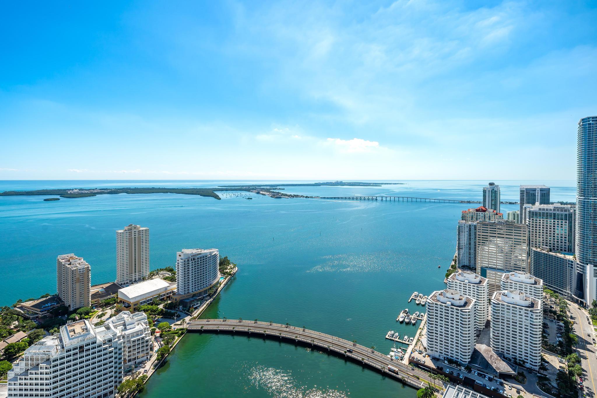 Condo for Rent in Miami, FL