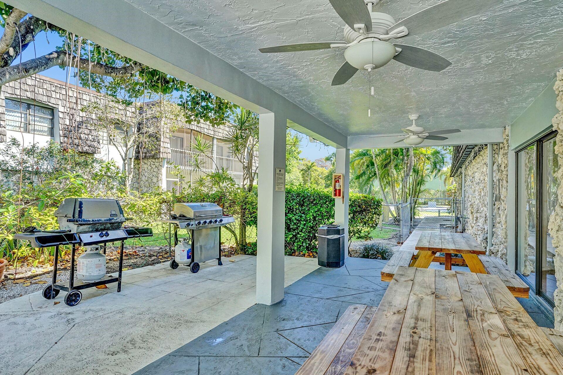 3105 Oakland Shores Dr J112