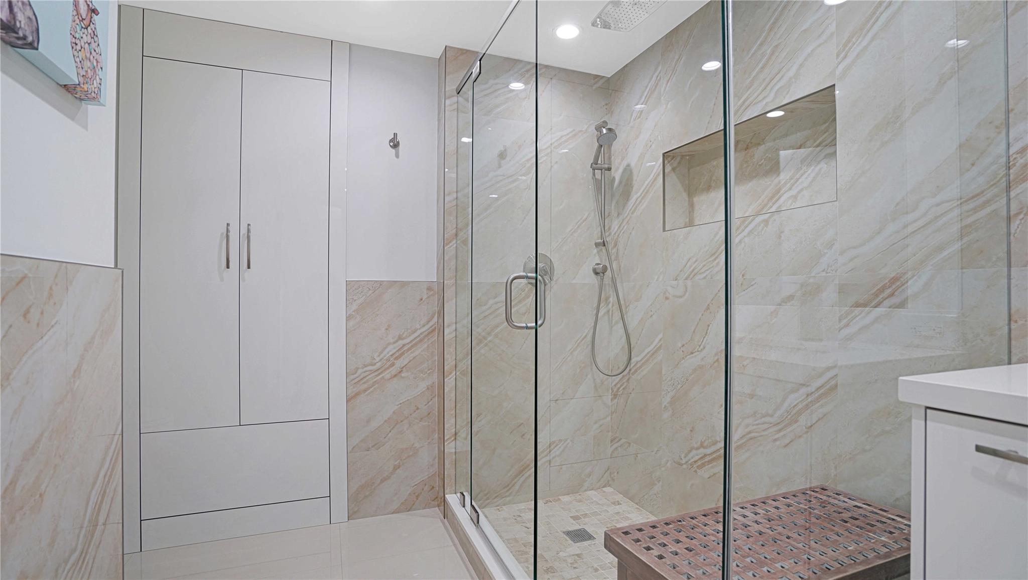 3750 Galt Ocean Dr 606