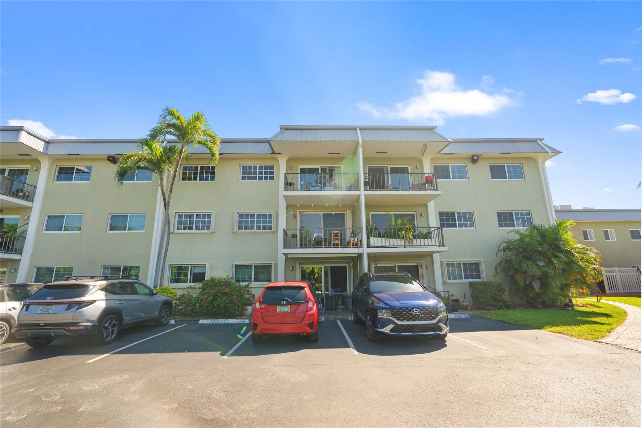 3000 NE 5th Ter 302A